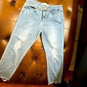 Signature Levi Strauss mid rise boyfriend jeans